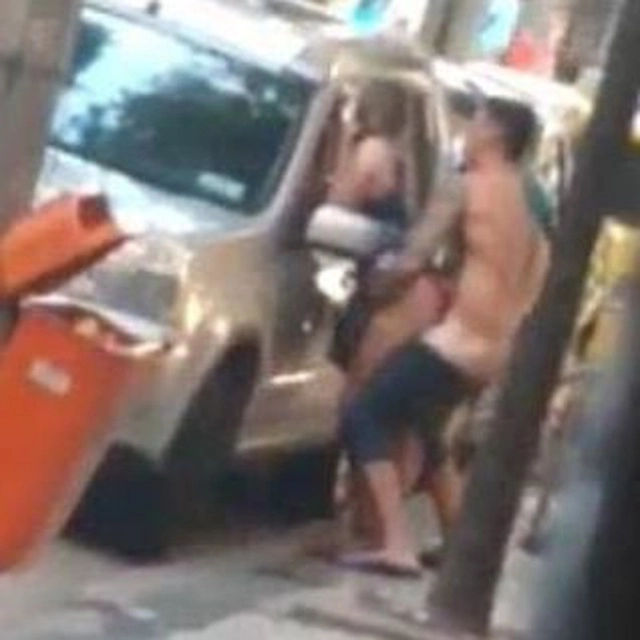 SEXO NA RUA